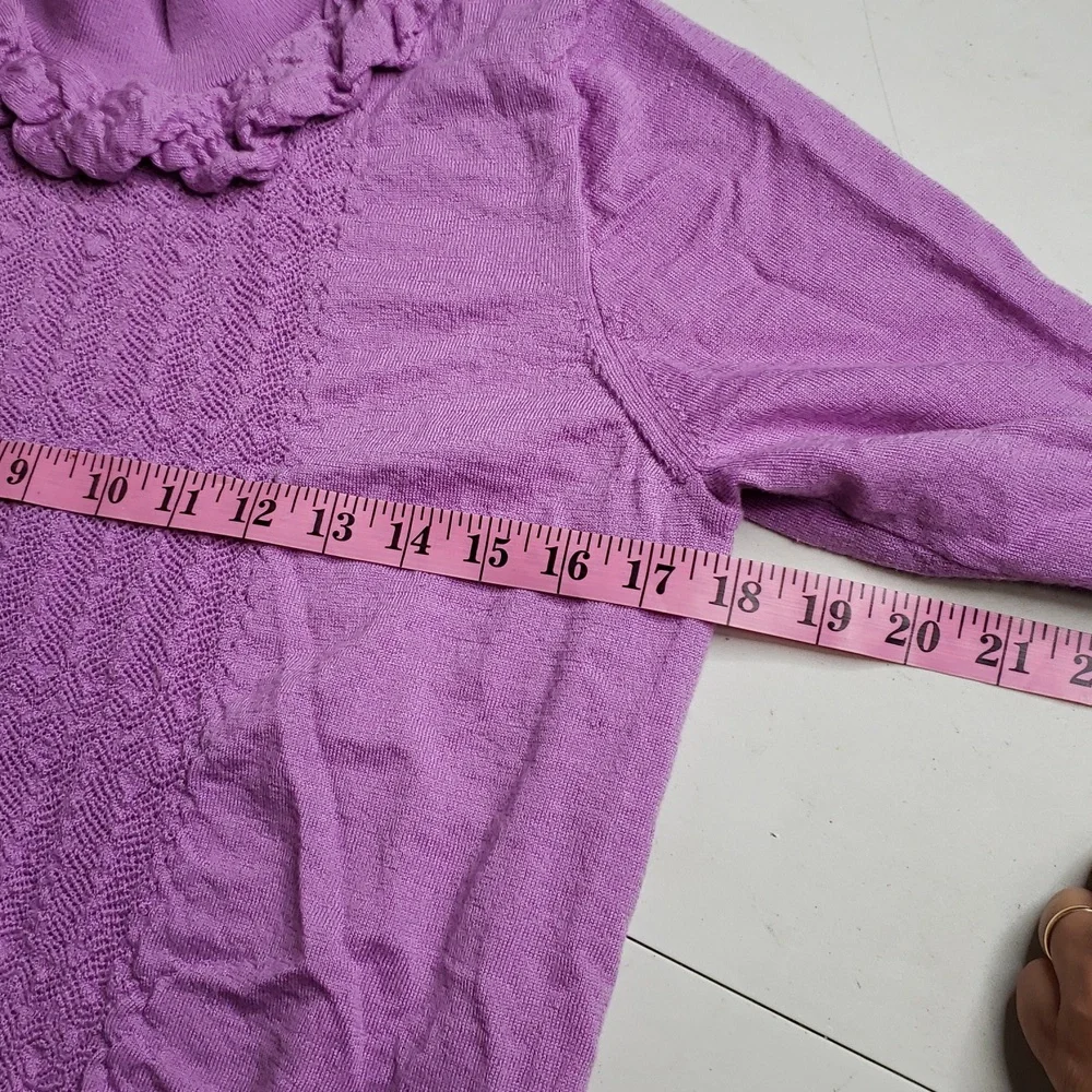 J Crew Knit 100% Merino Wool Mockneck Pointelle Stich Relaxed Sweater Layer